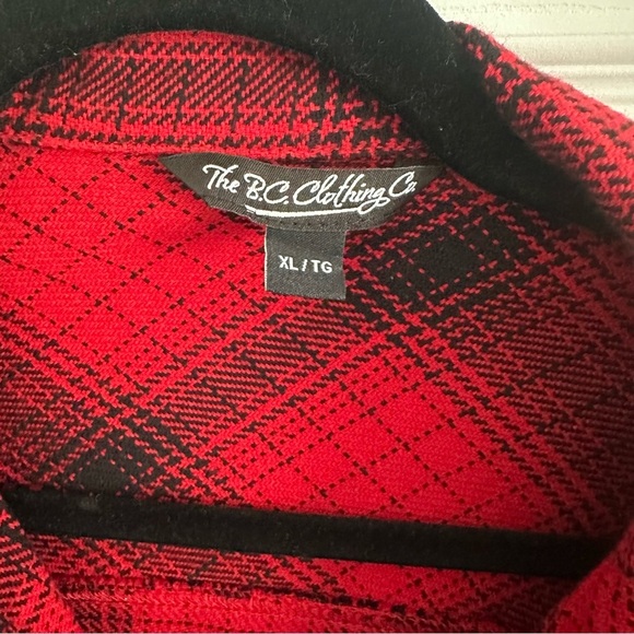 Size XL The BC Clothing Co 100%Cotton Red and Black Plaid Flannel Button Down - Picture 6 of 7